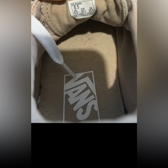 Unisex Original Black & White Vans - Picture 3 of 10